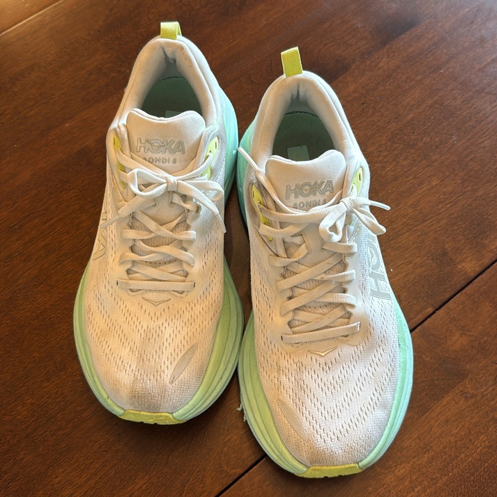 Women’s bondi 8 hoka - size 9. These are used condition. Send an offer!